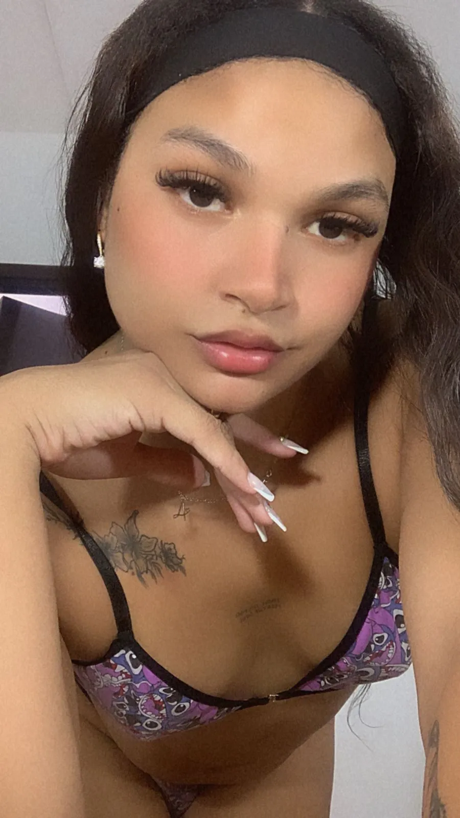 Live sex webcam photo for ThamaraHills #7859998