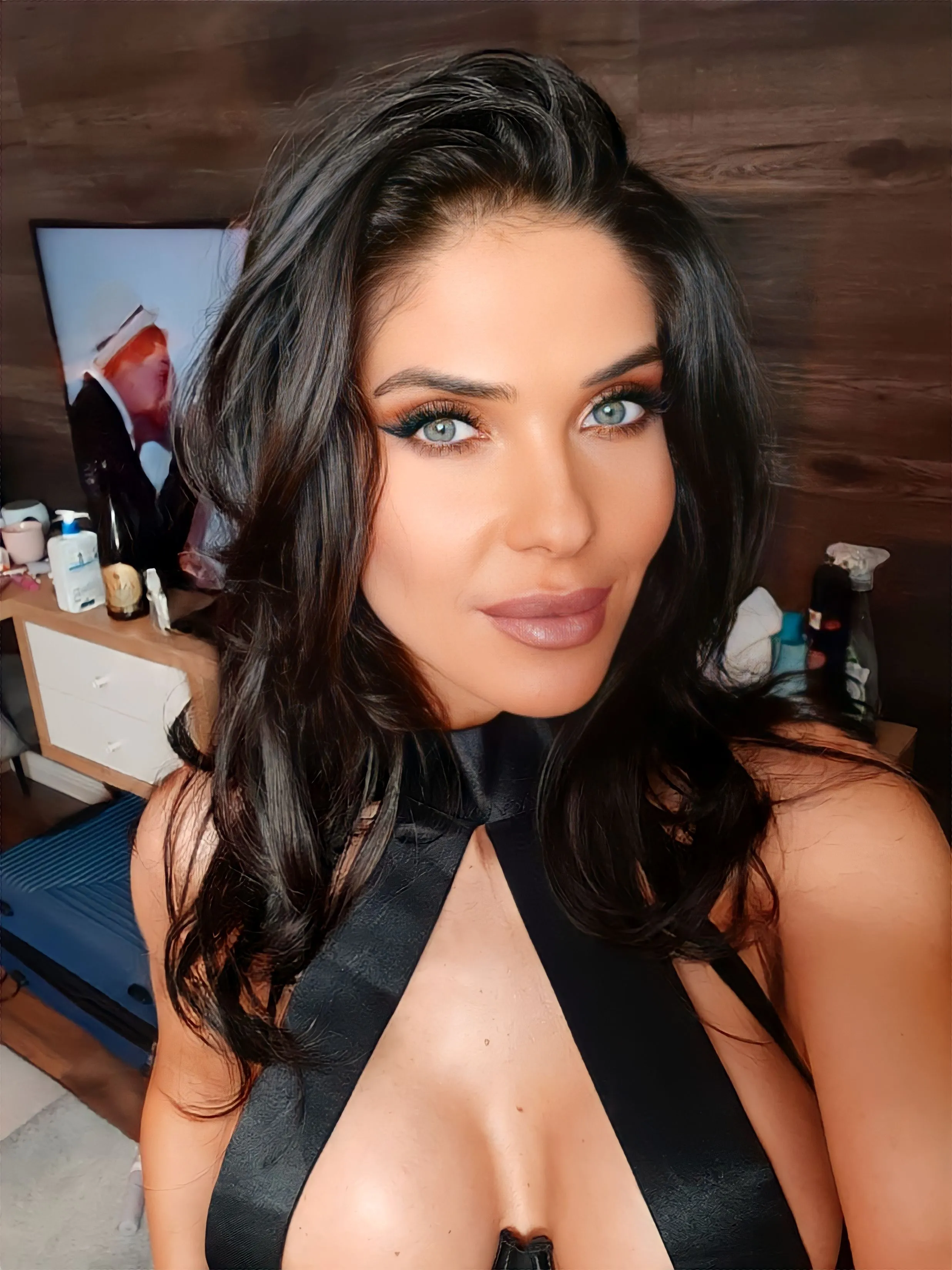 Live sex webcam photo for KinsleyCatalinaaa #7248547