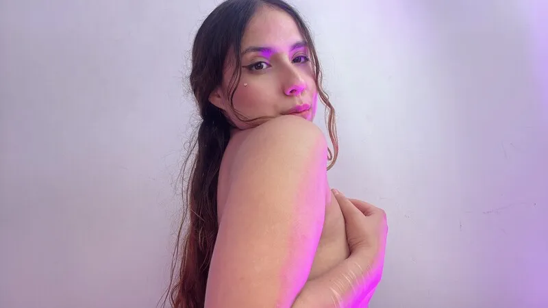 Live sex webcam photo for Amber_Walker #7119438