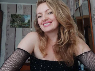 Live sex webcam photo for HelenLannet #6863866