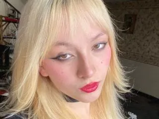Live sex webcam photo for Cloefive #6494315