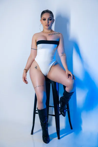 Live sex webcam photo for CristalHank #7310039