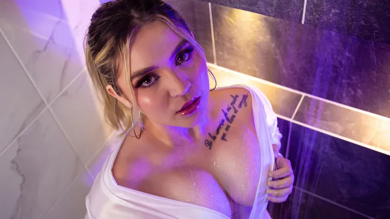 Live sex webcam photo for CristalHank #7310113
