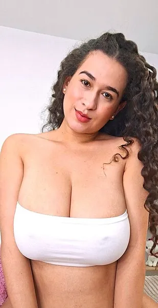 Live sex webcam photo for LEZY #6963559