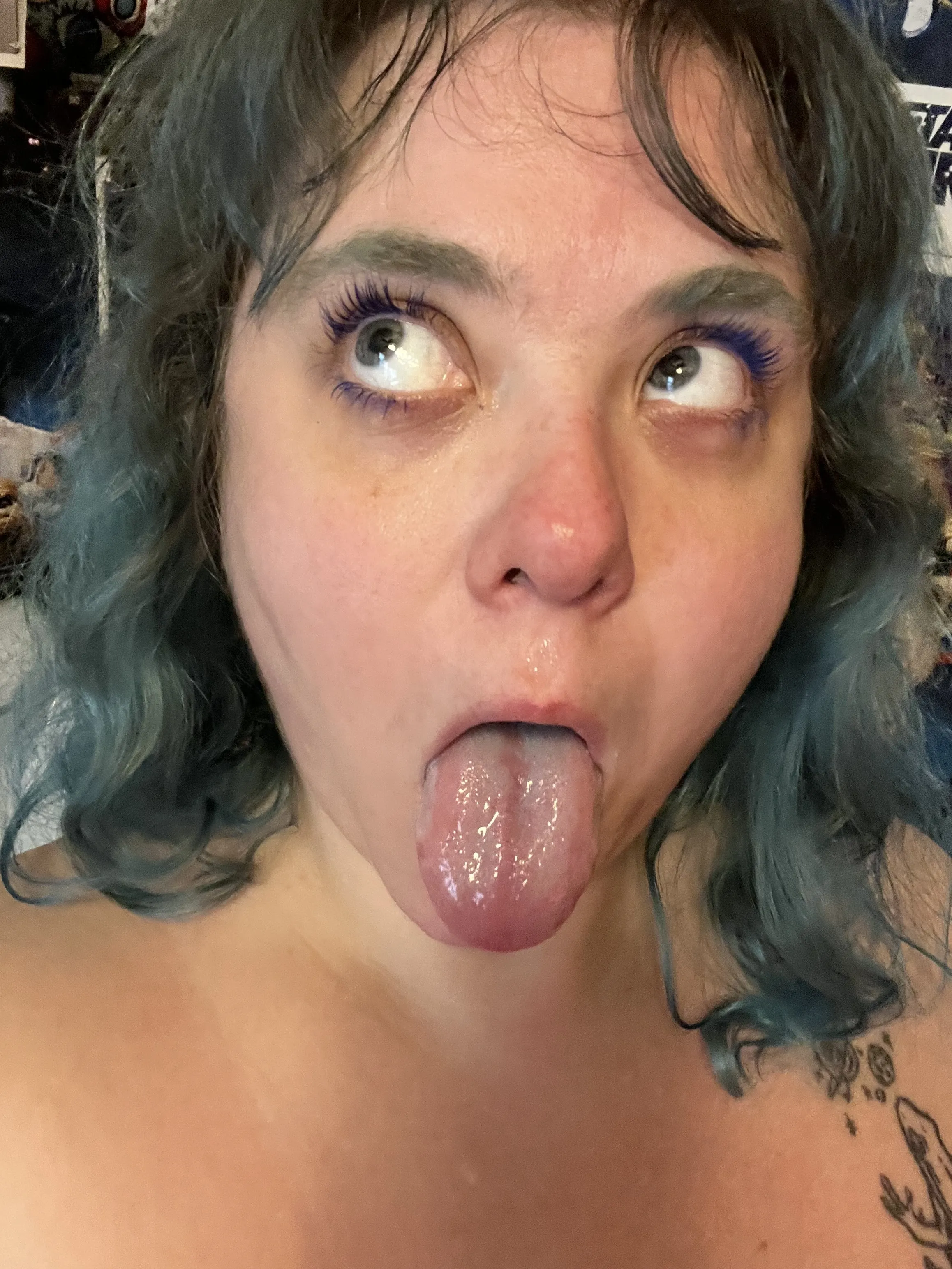 Live sex webcam photo for SleazeLouize #7343207