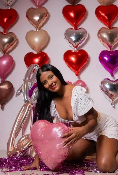 Live sex webcam photo for JANYLOVE #8307489