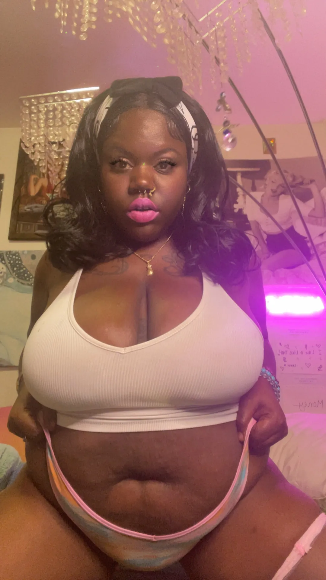 Live sex webcam photo for MamMoonshine #8162854