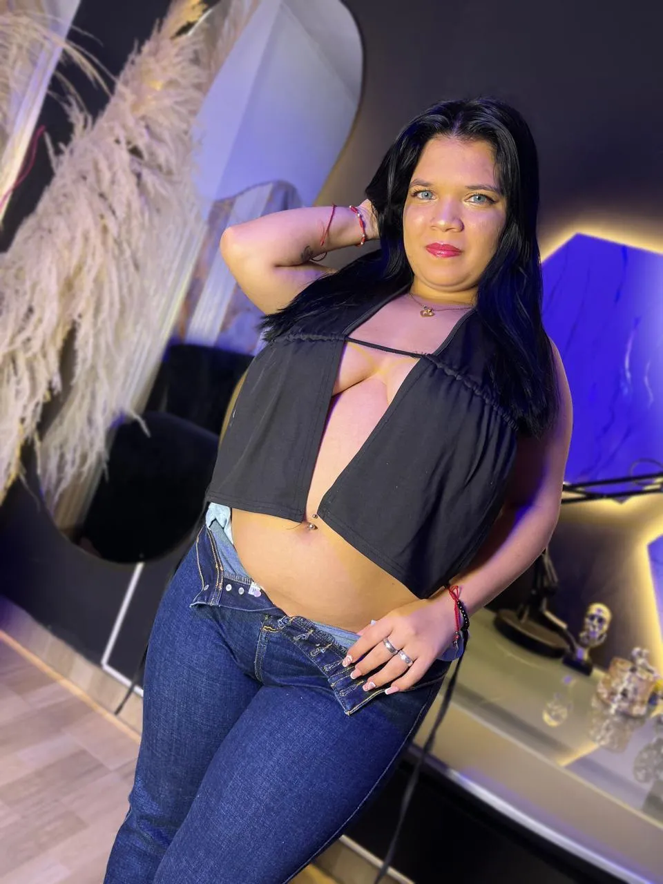Live sex webcam photo for MelanyCarter #8703345