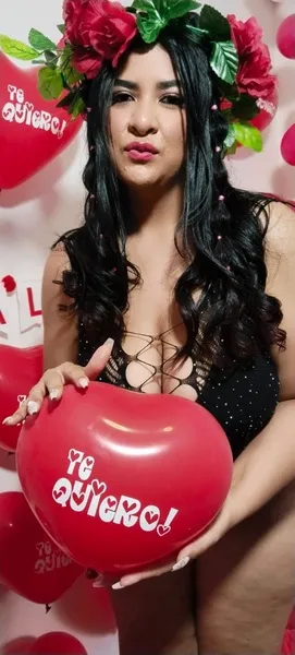 Live sex webcam photo for PrettyRashel #6885122
