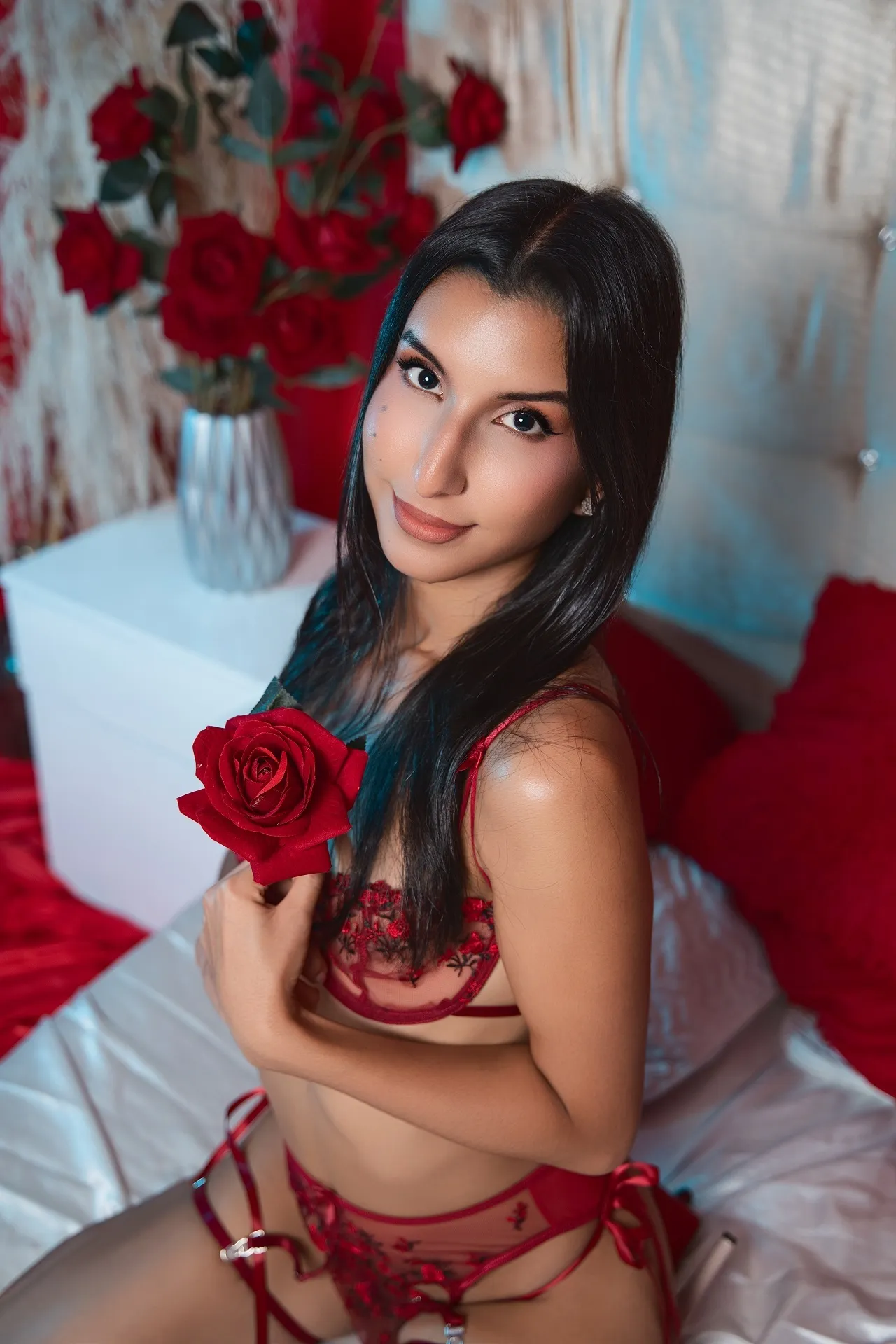 Live sex webcam photo for IsabellaQueens #8276523
