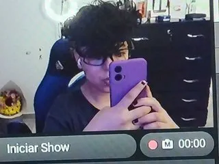 Live sex webcam photo for thomascooper70 #6884275