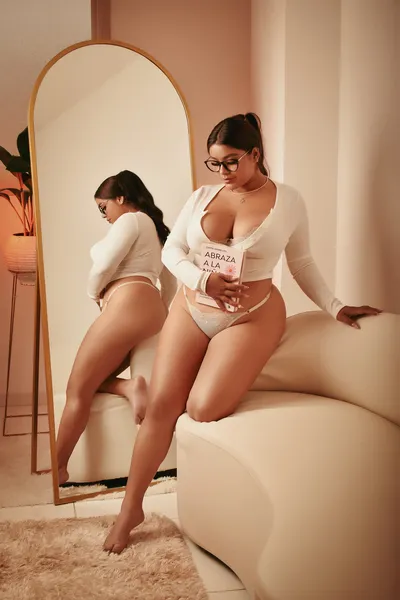 Live sex webcam photo for bellarosseof #7016318