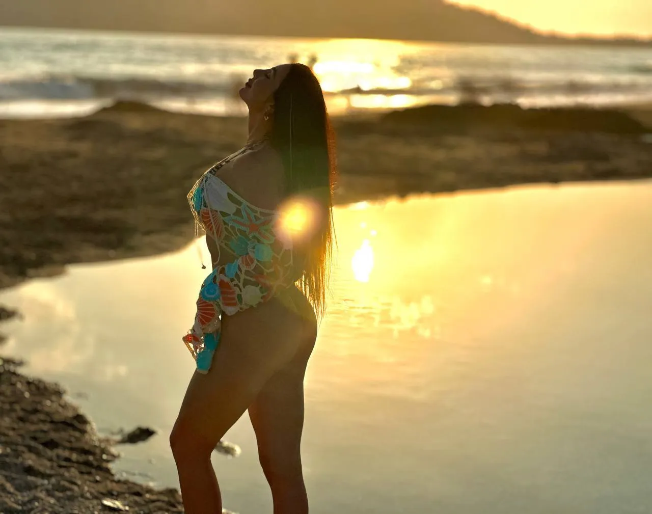 Live sex webcam photo for Anelinsa #7899974