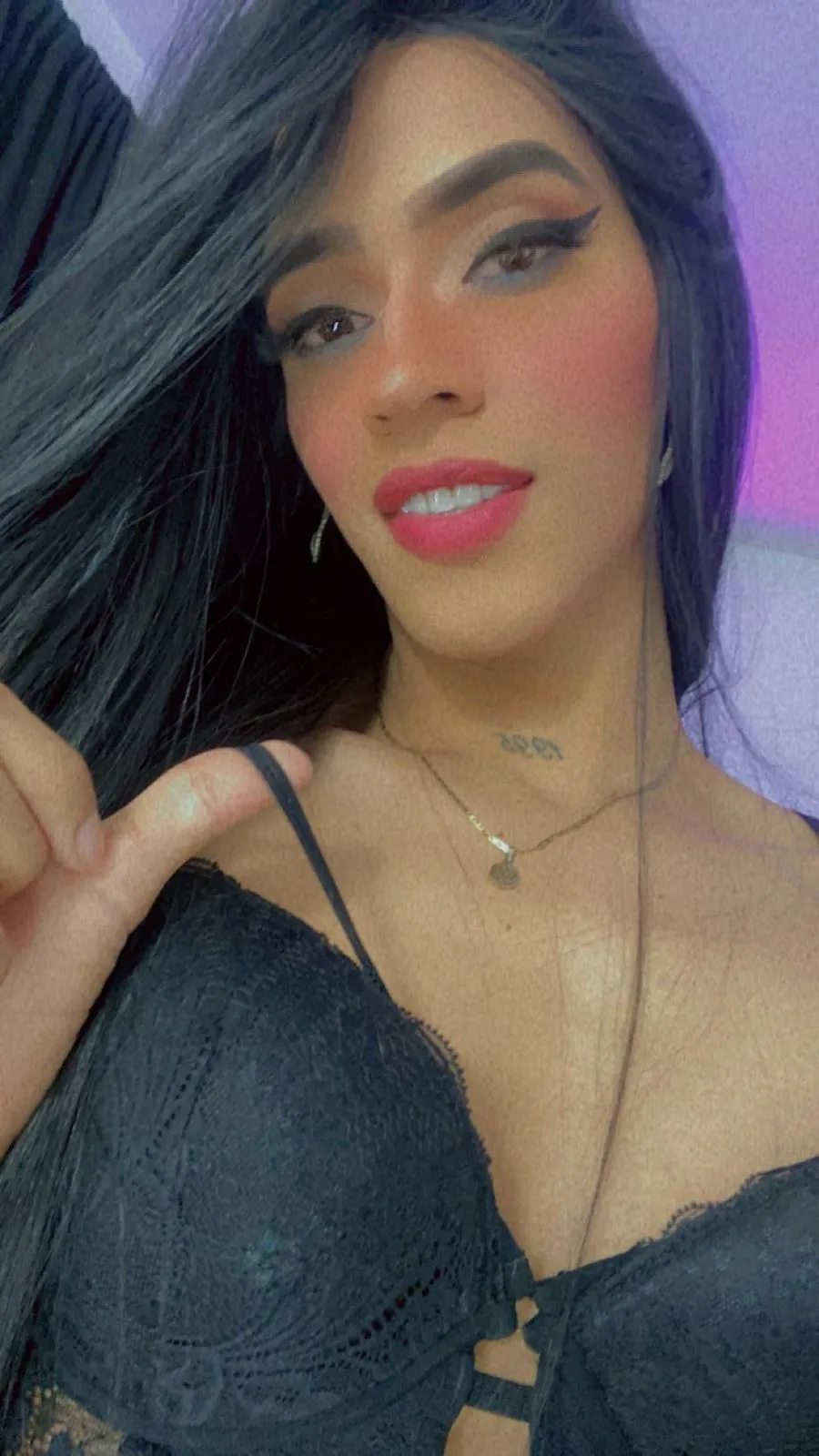Live sex webcam photo for crystal_evains #7315524
