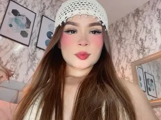 Live sex webcam photo for LyennRae #8521379