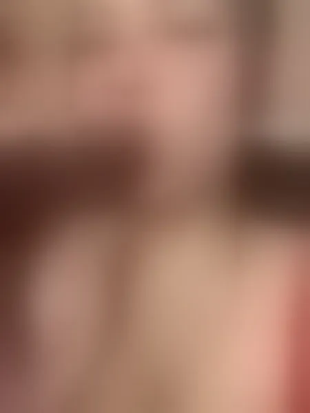 Live sex webcam photo for MaeveBigBoobs #7125304