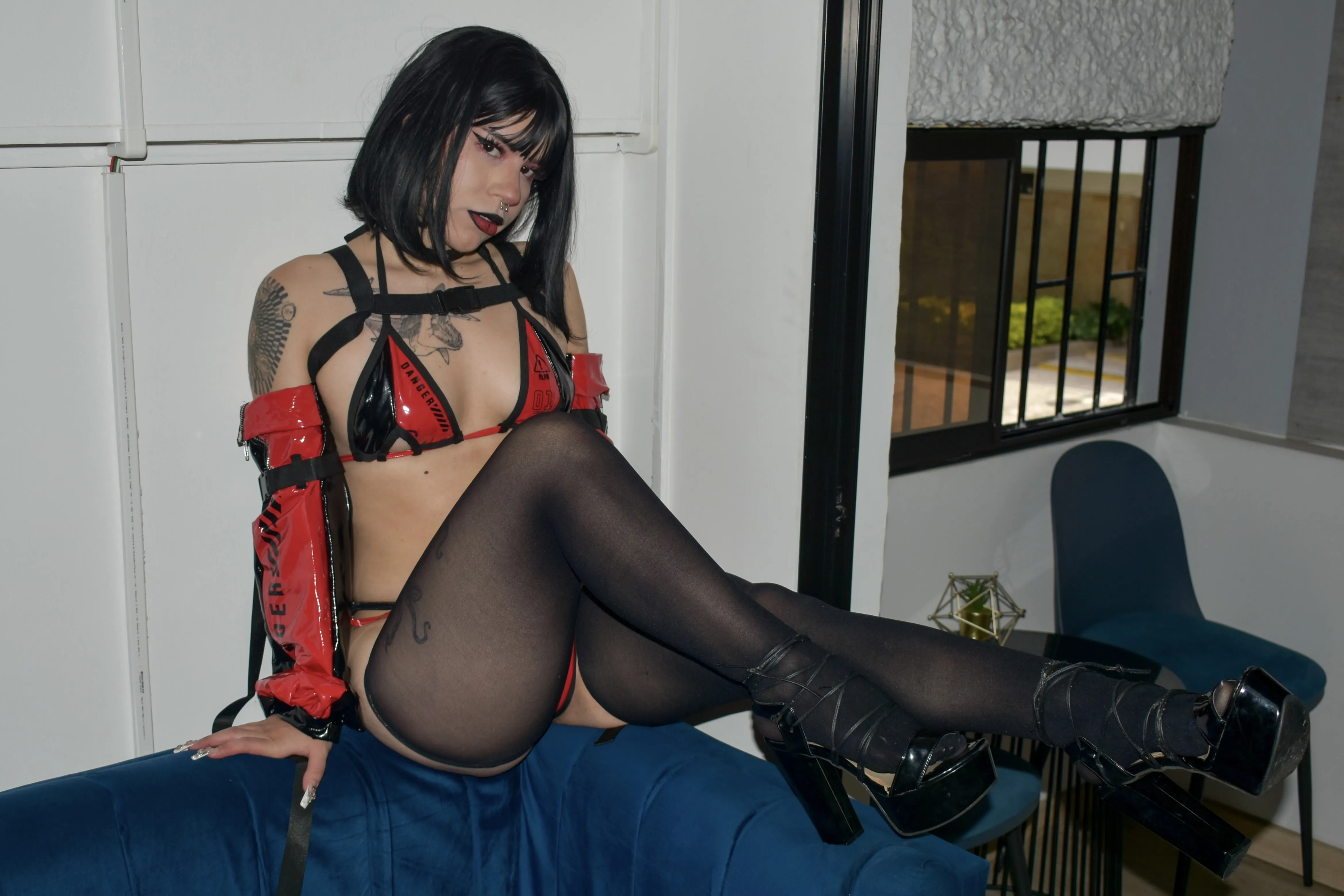 Live sex webcam photo for SamyShark21 #8014276