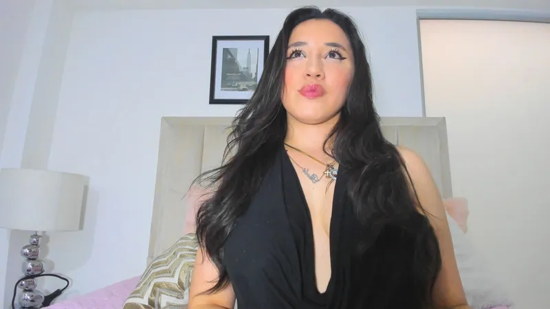 Live sex webcam photo for CatalinaSaanz #7199292