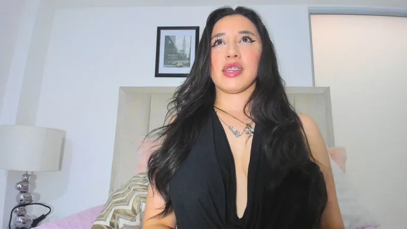 Live sex webcam photo for CatalinaSaanz #7199392