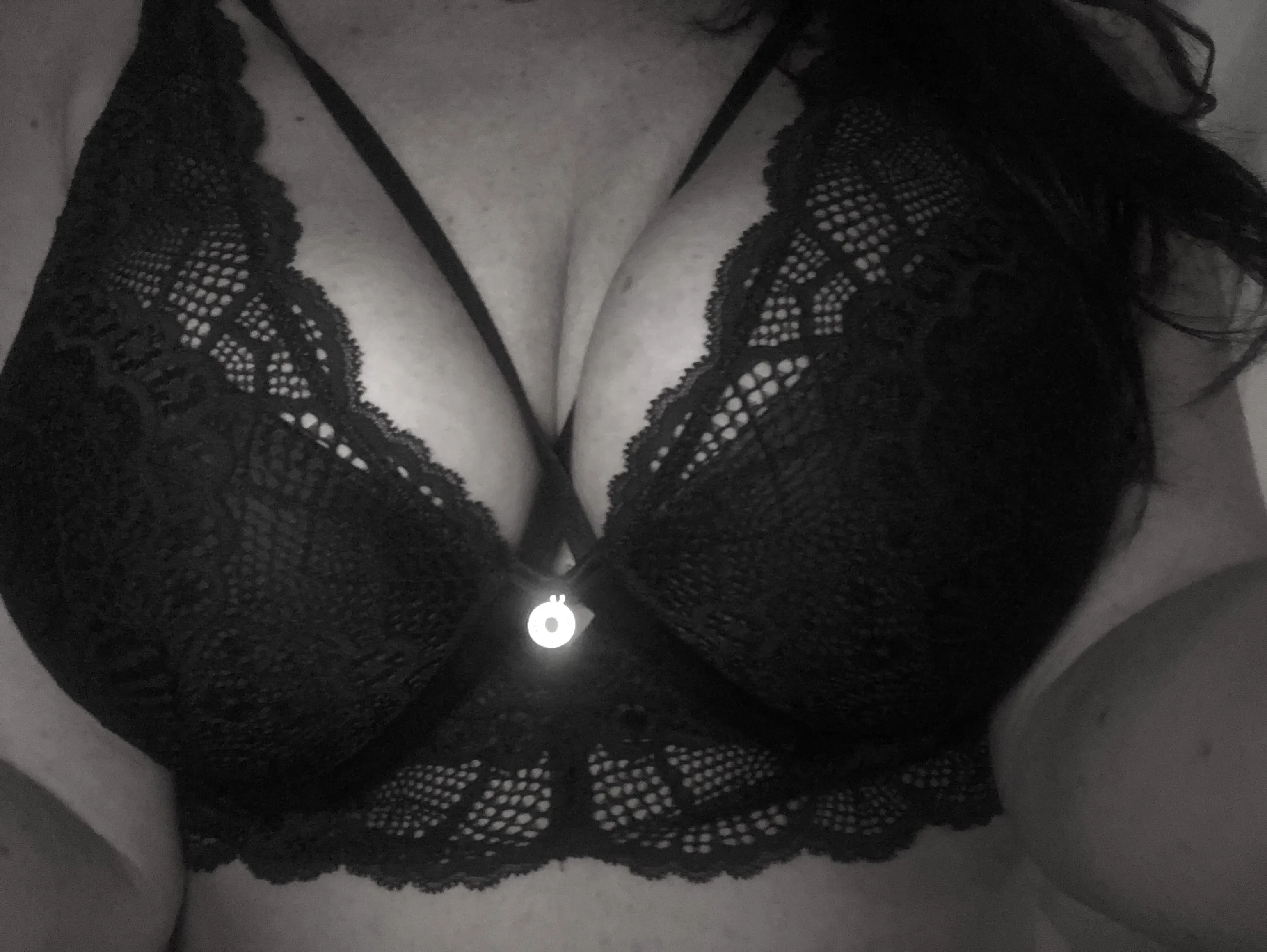 Live sex webcam photo for MissBehavingX #7392370