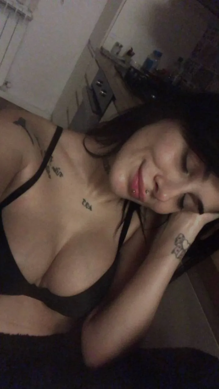 Live sex webcam photo for ChicaOra #8503895