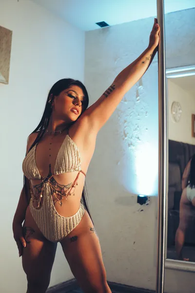 Live sex webcam photo for KaiaJhons #7877692