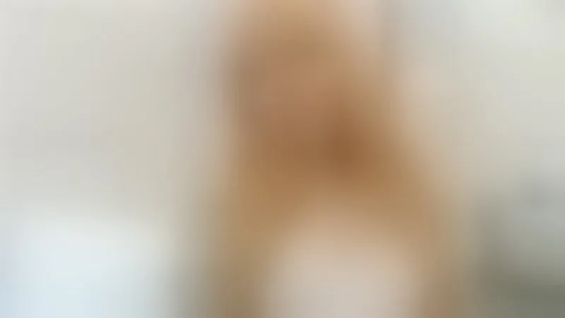 Live sex webcam photo for RubyyScarlett #7998345