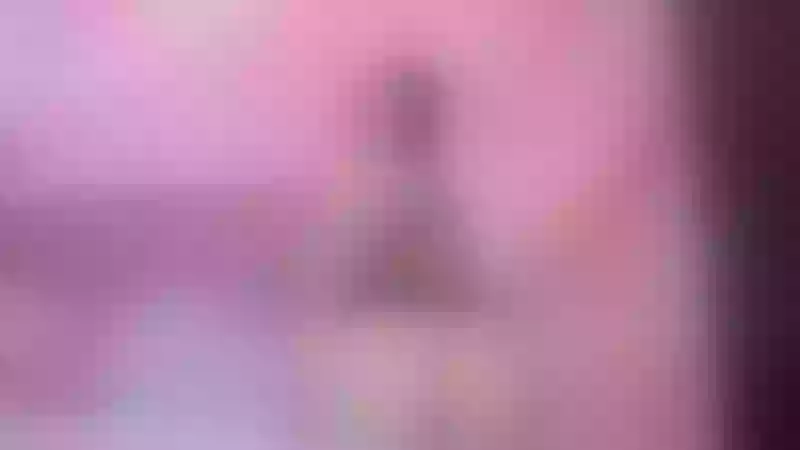 Live sex webcam photo for violettaylor19 #7282566