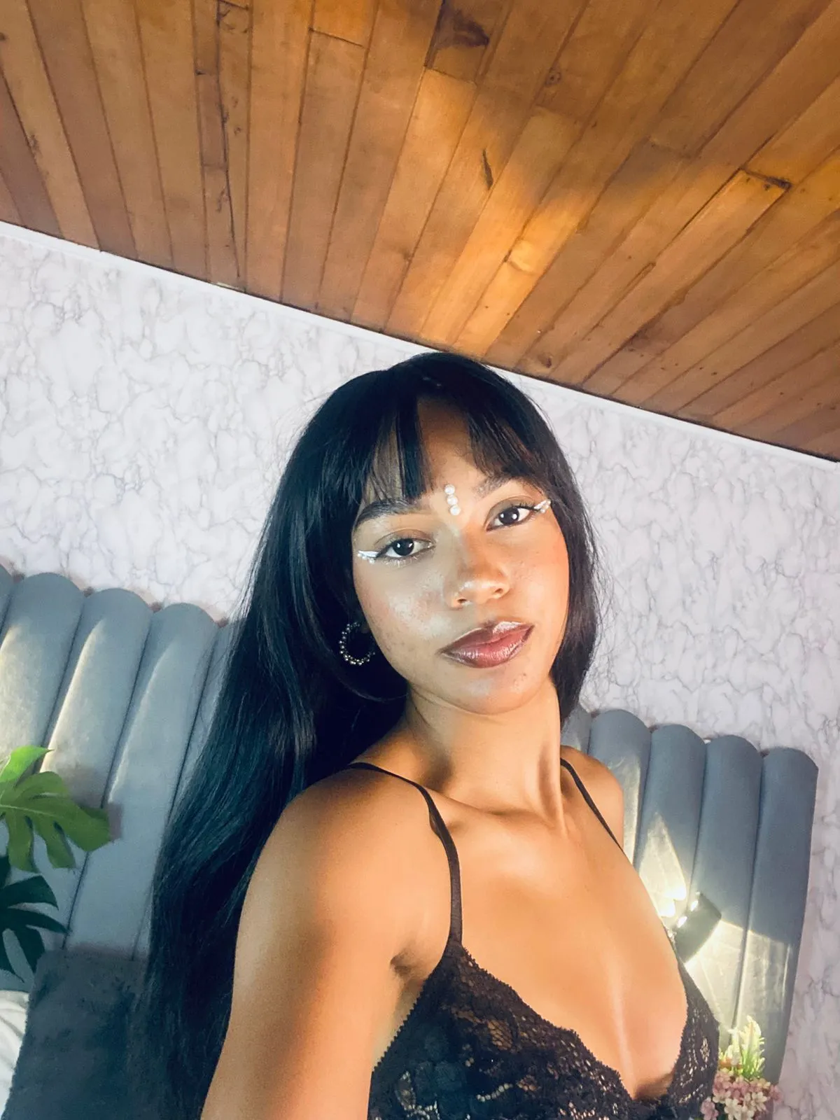 Live sex webcam photo for aylacallowey #8147885