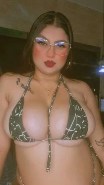 Live sex webcam photo for ValentinaBreats #7973850
