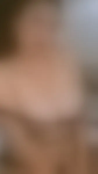 Live sex webcam photo for ValentinaBreats #7973888