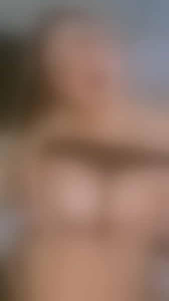 Live sex webcam photo for ValentinaBreats #7973873