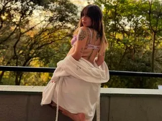 Live sex webcam photo for itzykitty #8132811