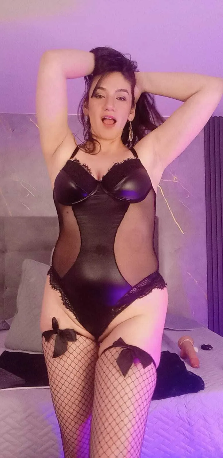 Live sex webcam photo for Samantha_129 #7864048