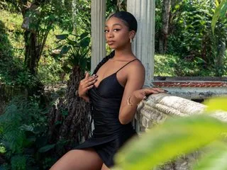 Live sex webcam photo for AliyahBrowns #8378289