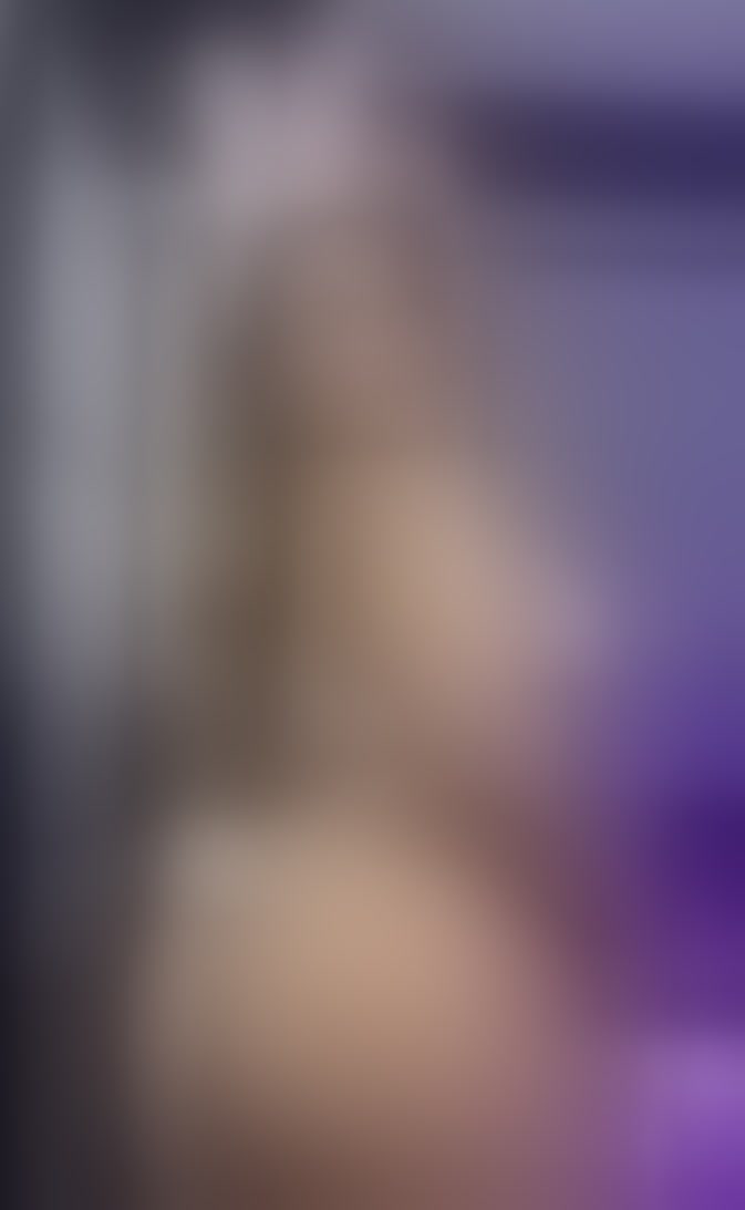 Live sex webcam photo for ElaBournx #8017159