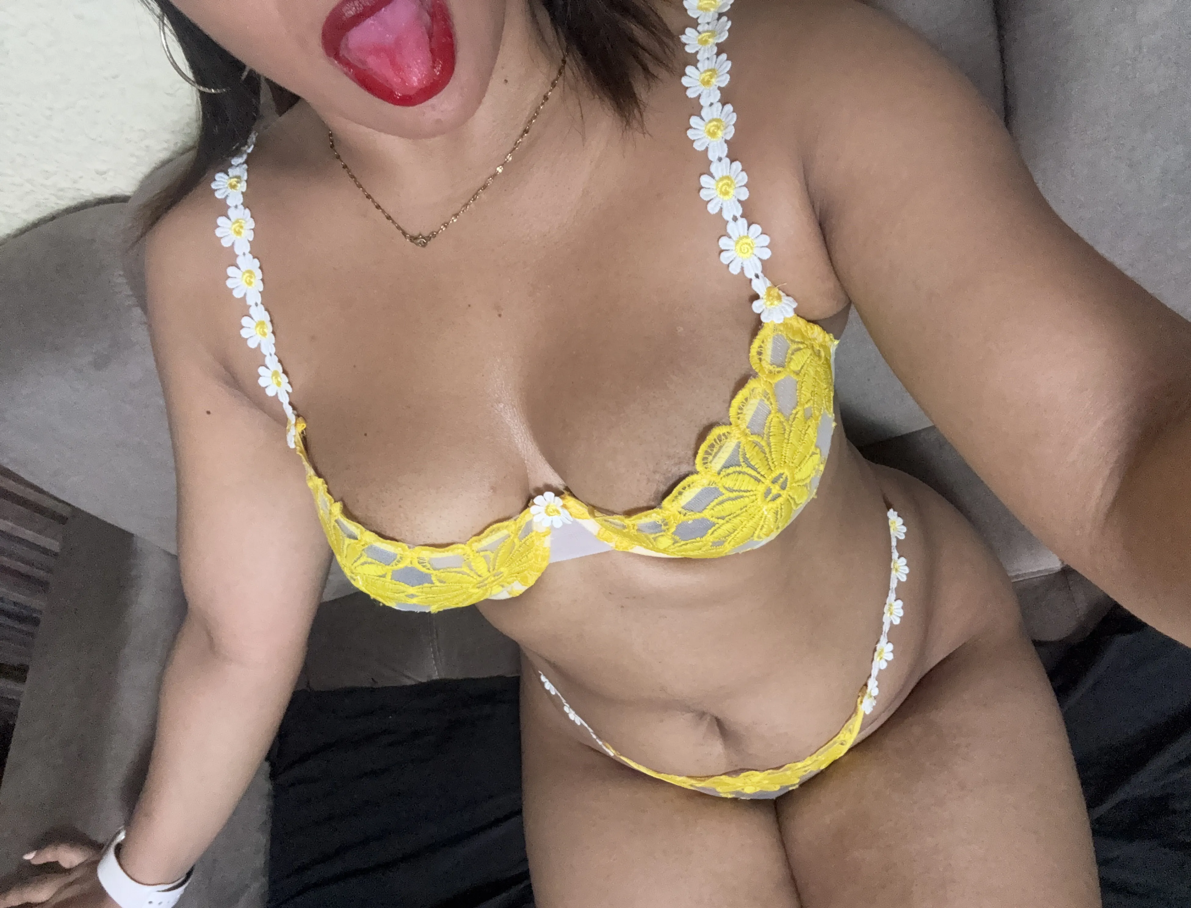 Live sex webcam photo for AliceBigBooty #8065634