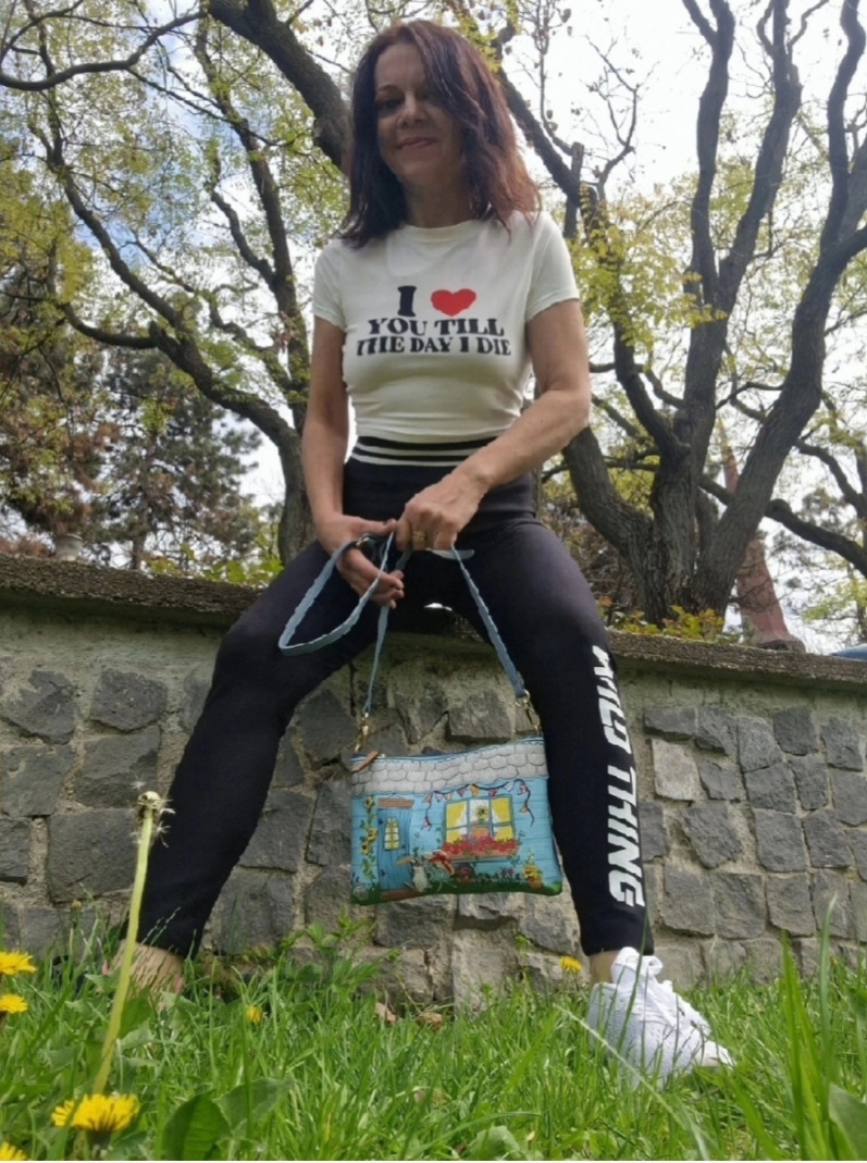 Live sex webcam photo for Betta #7138130