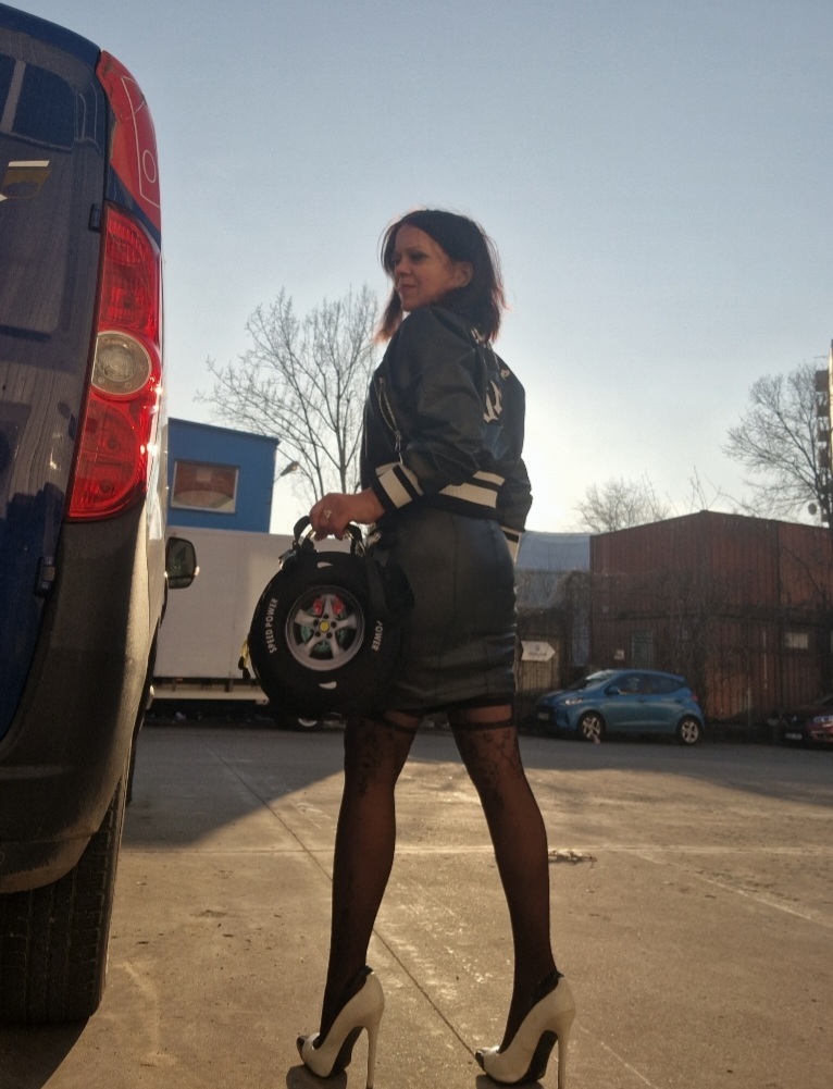 Live sex webcam photo for Betta #7138088