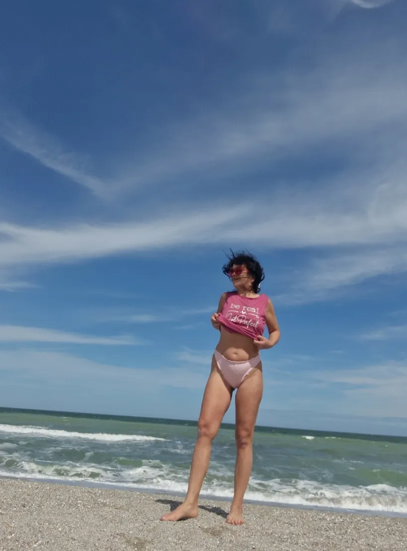 Live sex webcam photo for Betta #7138447