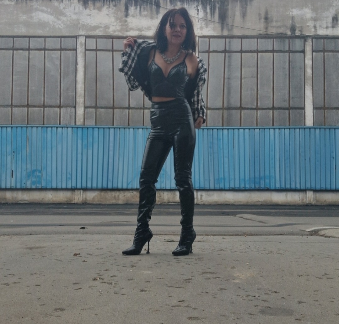 Live sex webcam photo for Betta #7138040