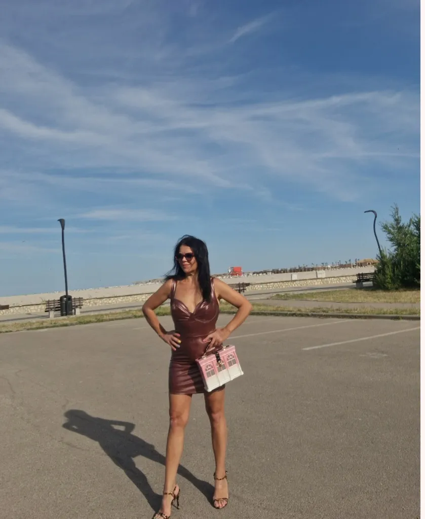 Live sex webcam photo for Betta #7138592