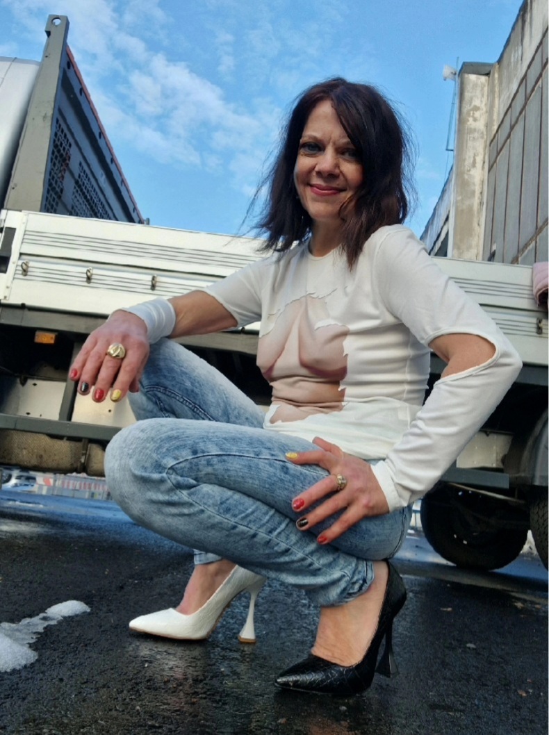 Live sex webcam photo for Betta #7138071