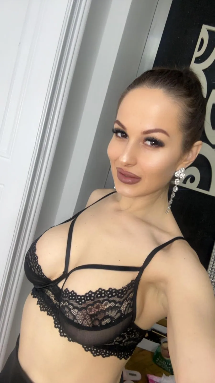 Live sex webcam photo for JoyfullRosse #8495582