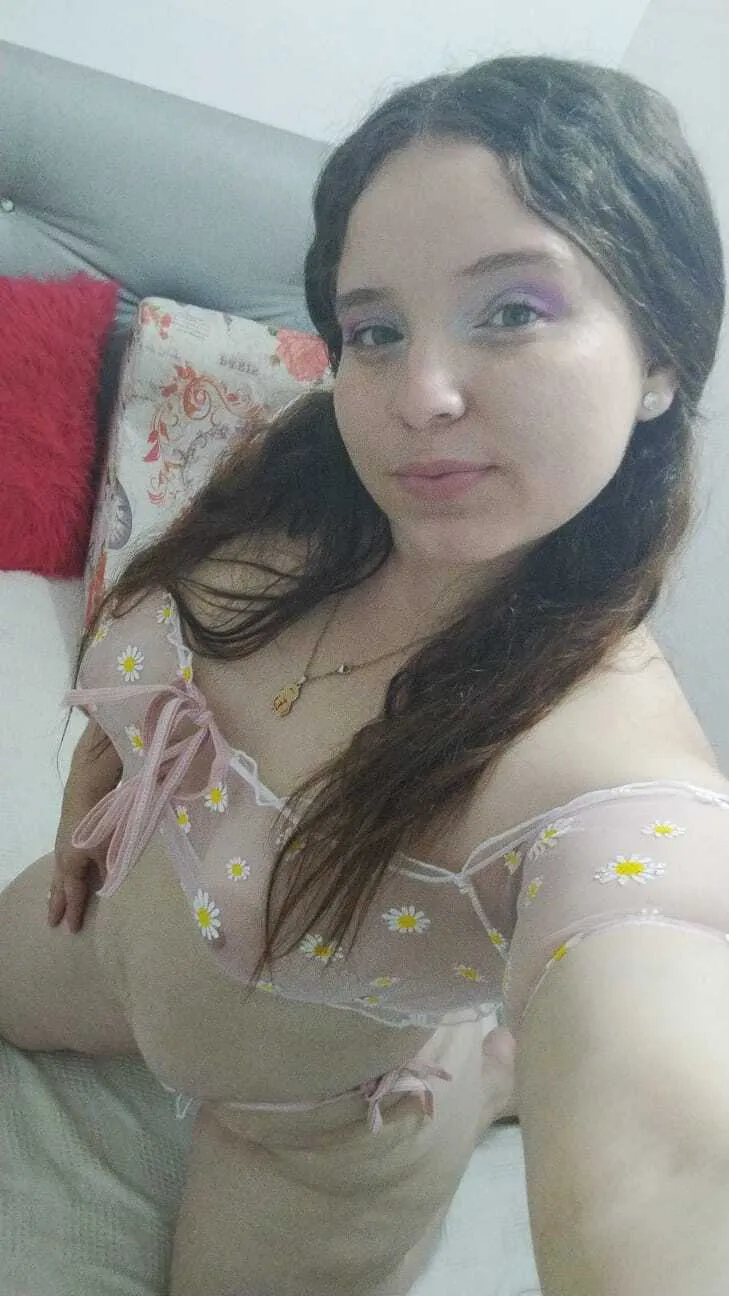 Live sex webcam photo for Amandawats #7796525