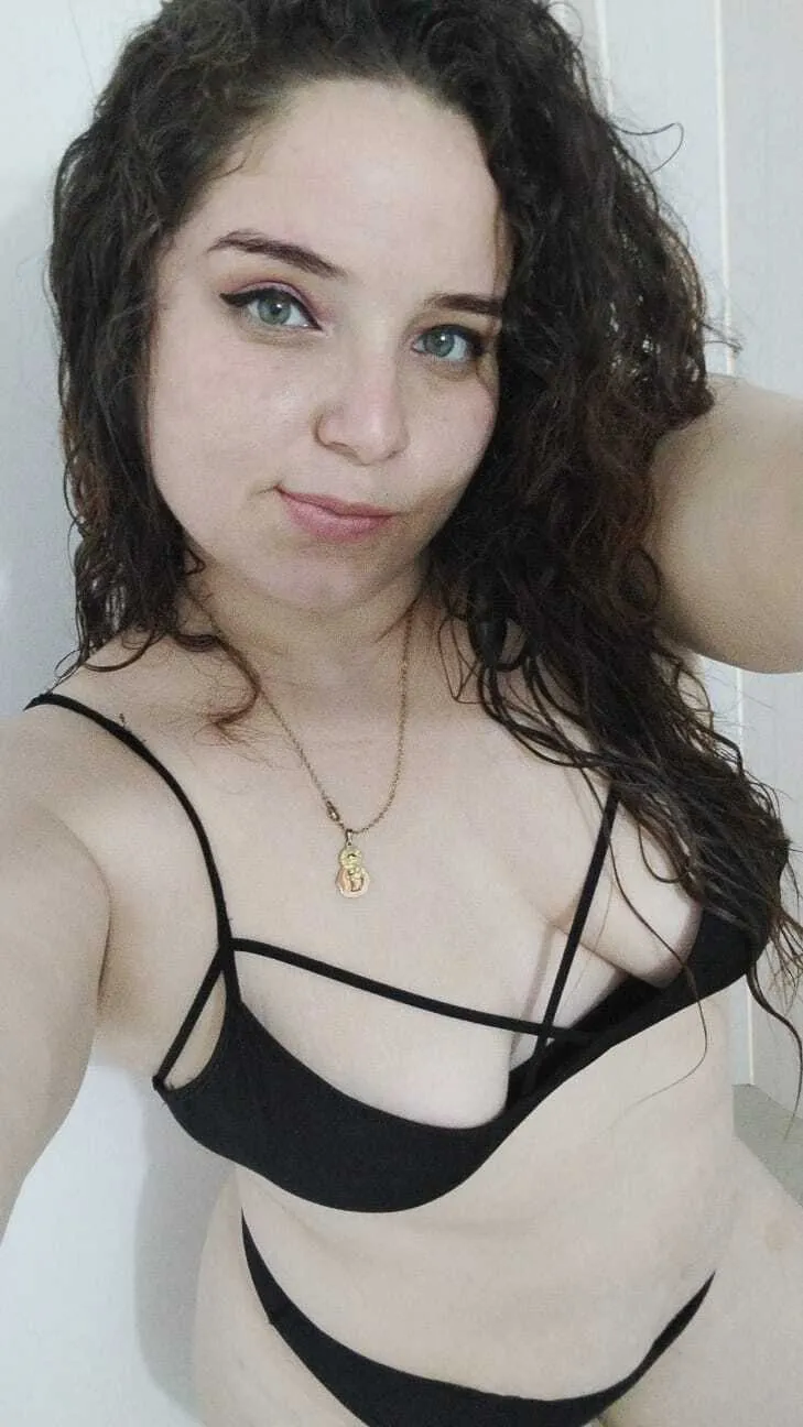 Live sex webcam photo for Amandawats #7796551