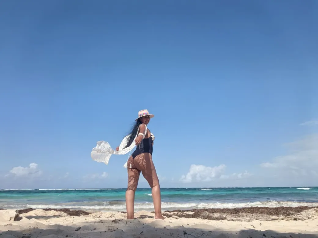 Live sex webcam photo for Jackieth_Milf #8440699