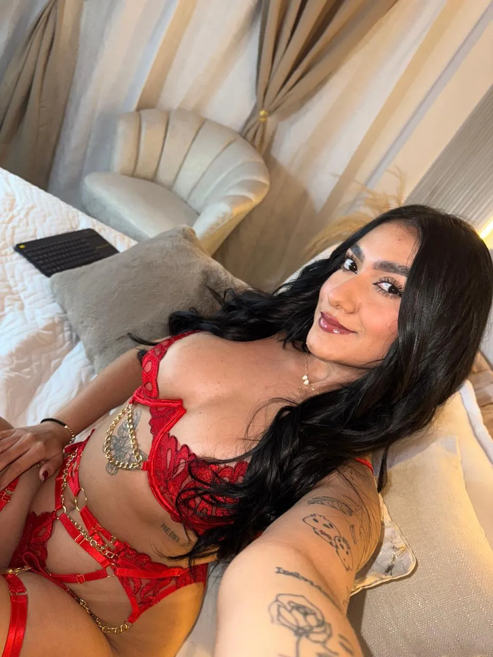 Live sex webcam photo for ManuelaHall #7380138