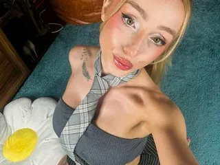 Live sex webcam photo for BabyyyLuna #8726589