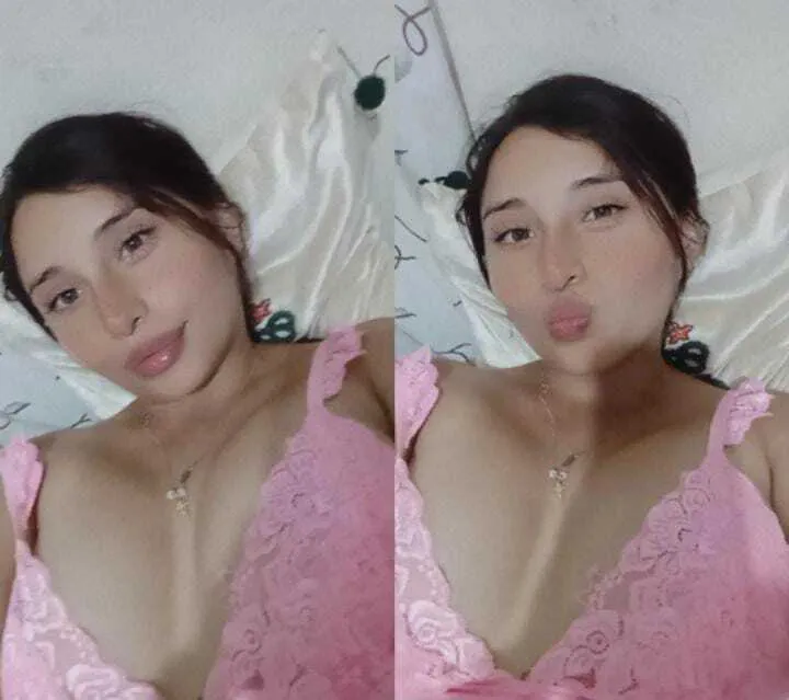Live sex webcam photo for KateeOwens #7460565